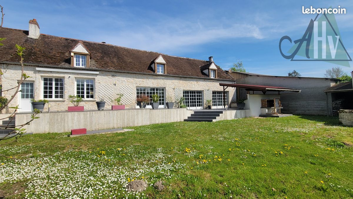 Maison 6 pièces 245 m² (image 1)