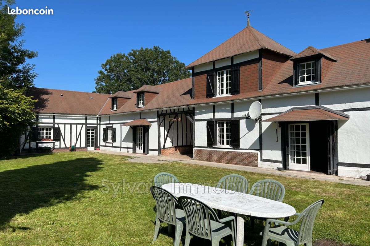 Maison 8 pièces 122 m² · à Songeons · 122 m² · 208 000 €
