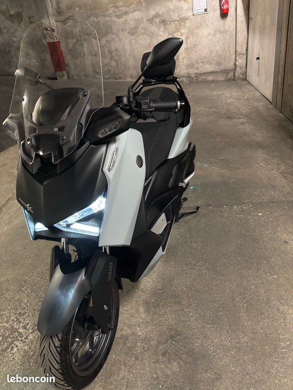XMAX 125 Tech MAX 2026 (image 3)