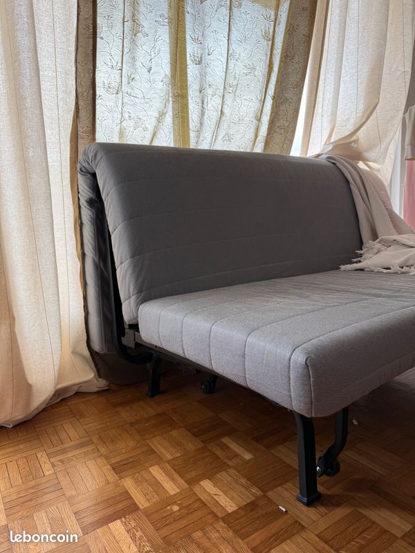 Canapé BZ Ikea gratuit (image 1)