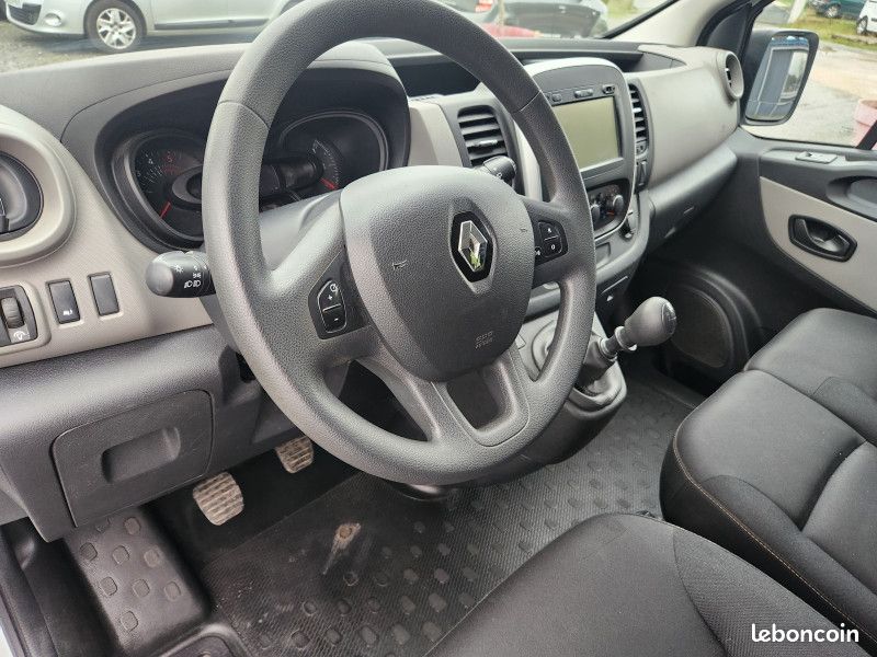 Renault TRAFIC III COMBI L1 1.6 DCI 125CH LIFE 9 PLACES GARANTIE 12 MOIS (image 16)
