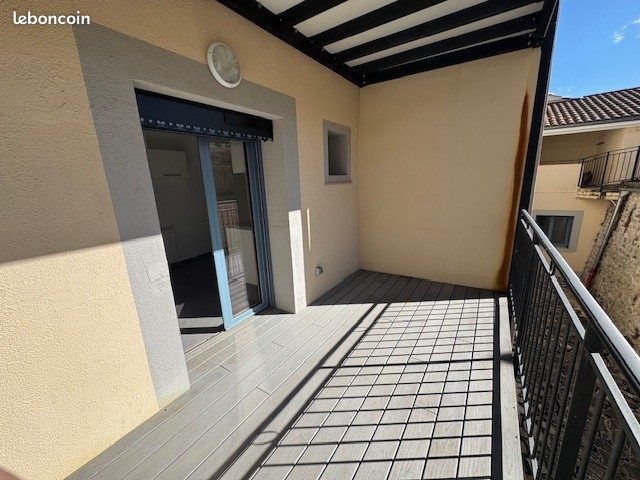 Appartement 3 pièces 52 m² · à Saint-Georges-en-Couzan · 52 m² · 372 €/mois