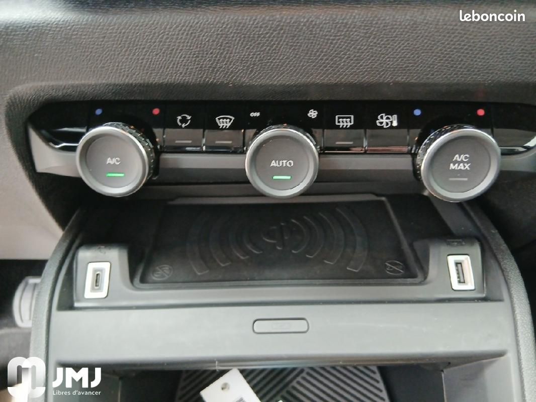 Citroën C4 BlueHDi 130 EAT8 Max (image 20)