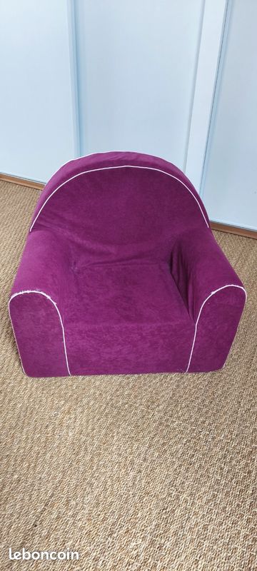 Fauteuil bébé fille (image 1)