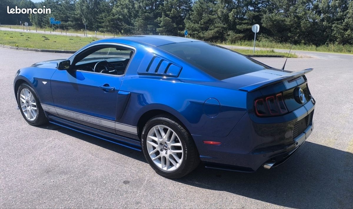 Ford Mustang V6 (image 3)