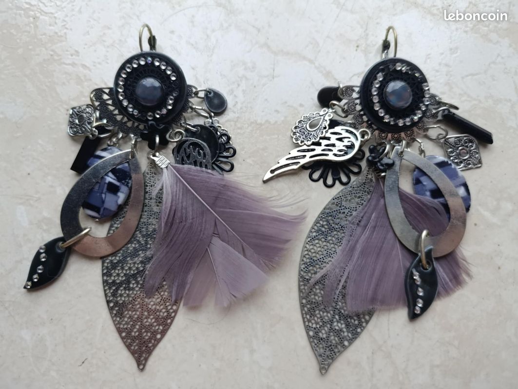 Boucles D'Oreilles Pendantes Plumes Noires - Dormeuses Acier - Neuves Sans Emballage