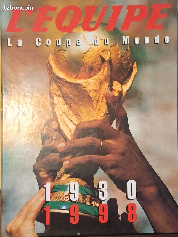 L'Équipe – 2 Livres Sur La Coupe Du Monde 1930-1998 – Avec Boîte