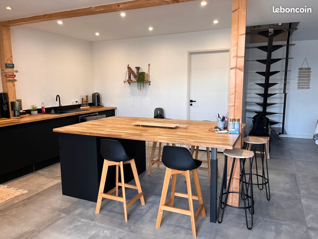 Maison 6 pièces 130 m² · à Portets · 130 m² · 1 140 €/mois