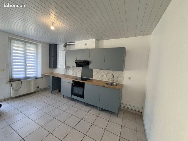 Maison 4 pièces 87 m² · à Les Hautes-Rivières · 87 m² · 620 €