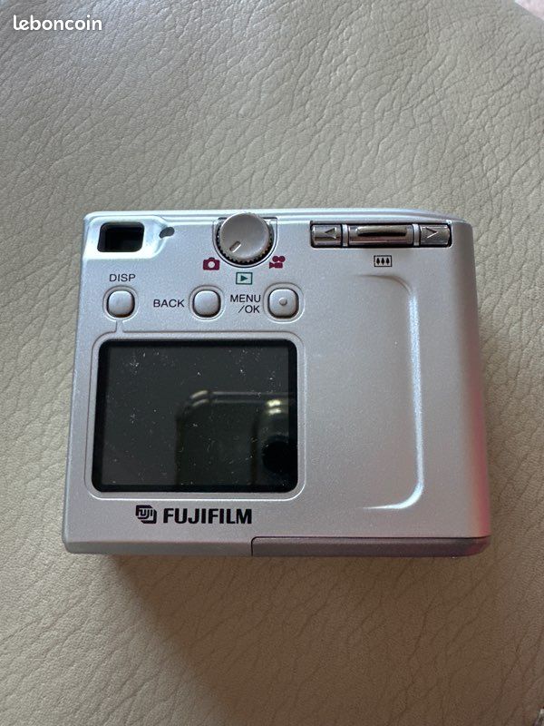 APPAREIL PHOTO COMPACT FUJIFILM FinePix 40i - Photo, audio & vidéo