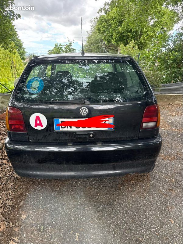 Voiture pour pièce (image 2)