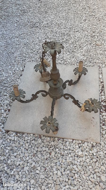Lustre ancien (image 1)