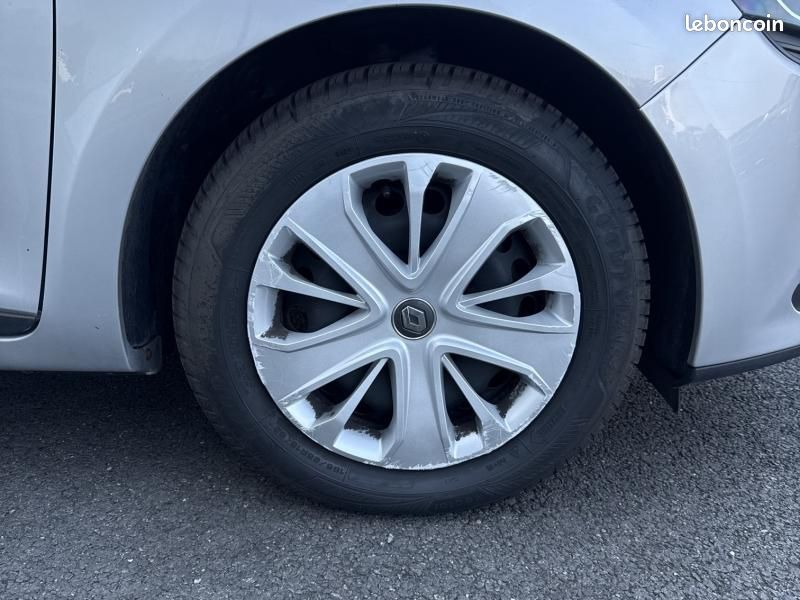 Renault Clio Estate 1.5 dCi 90ch energy Business Euro6c (image 14)