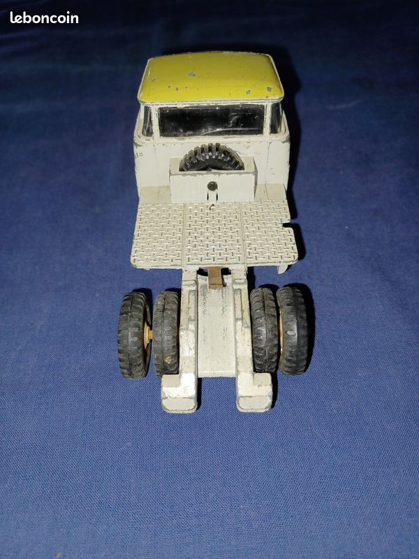 L'Unic Esterel Et Sa Semi Remorque Citerne Air BP Miniature Dinky Toys Incomplets 14580