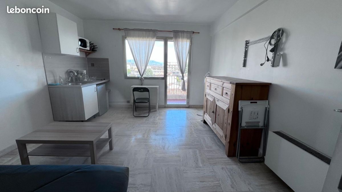 Appartement 1 pièce 21 m² · à Antibes · 21 m² · 720 €/mois