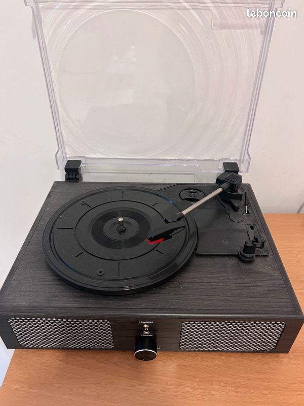 Platine vinyle avec haut-parleurs intégrés, fonctionne bien (image 3)