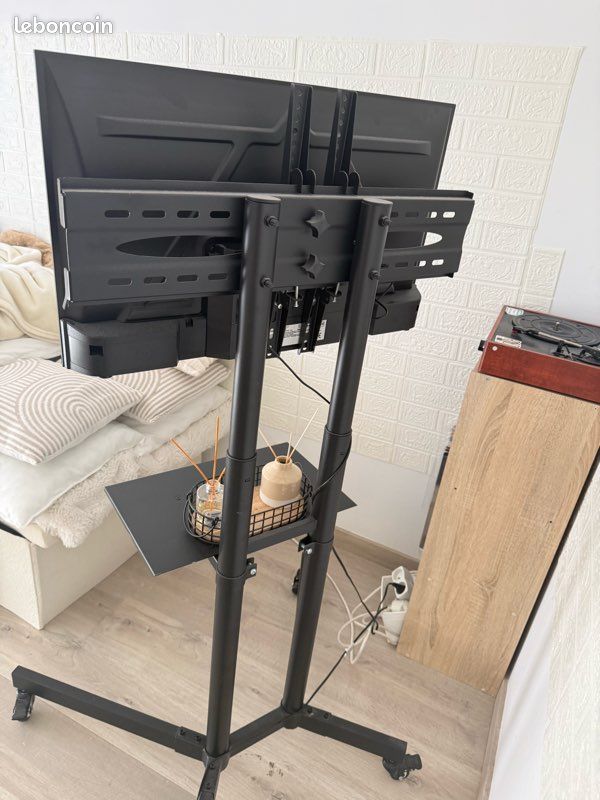 Support tv sur pied roulant (image 4)