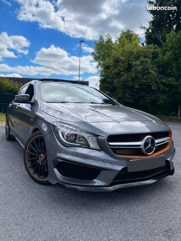 Mercedes-benz cla 45 amg orange art edtion 4matic speedshift dct 7g-tronic 7 (image 1)