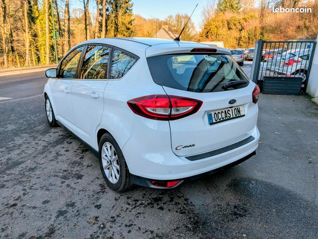 FORD C-MAX 1.5 TDCi 120ch Stop&Start Titanium (image 4)