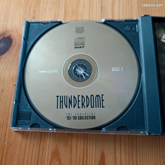 Thunderdome 4cd The essentiel 92-99 collection - Cd comme neuf (image 2)