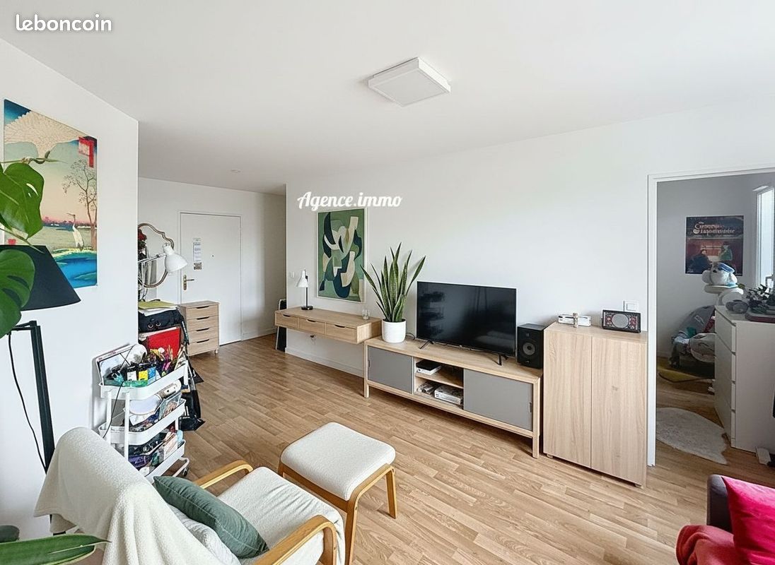 Appartement 2 pièces 45 m² · à La Riche · 45 m² · 156 500 €