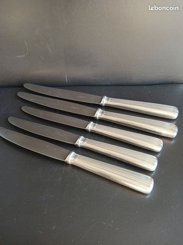 Lot De 5 Couteaux De Table Argentés - Manches Métal Argenté, Style Classique
