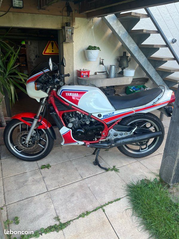 Jeu D'autocollants / Stickers Pour Yamaha RD 350 LC 31K Année 1982 - Série Blanche - Neuf - Fabriqué En France