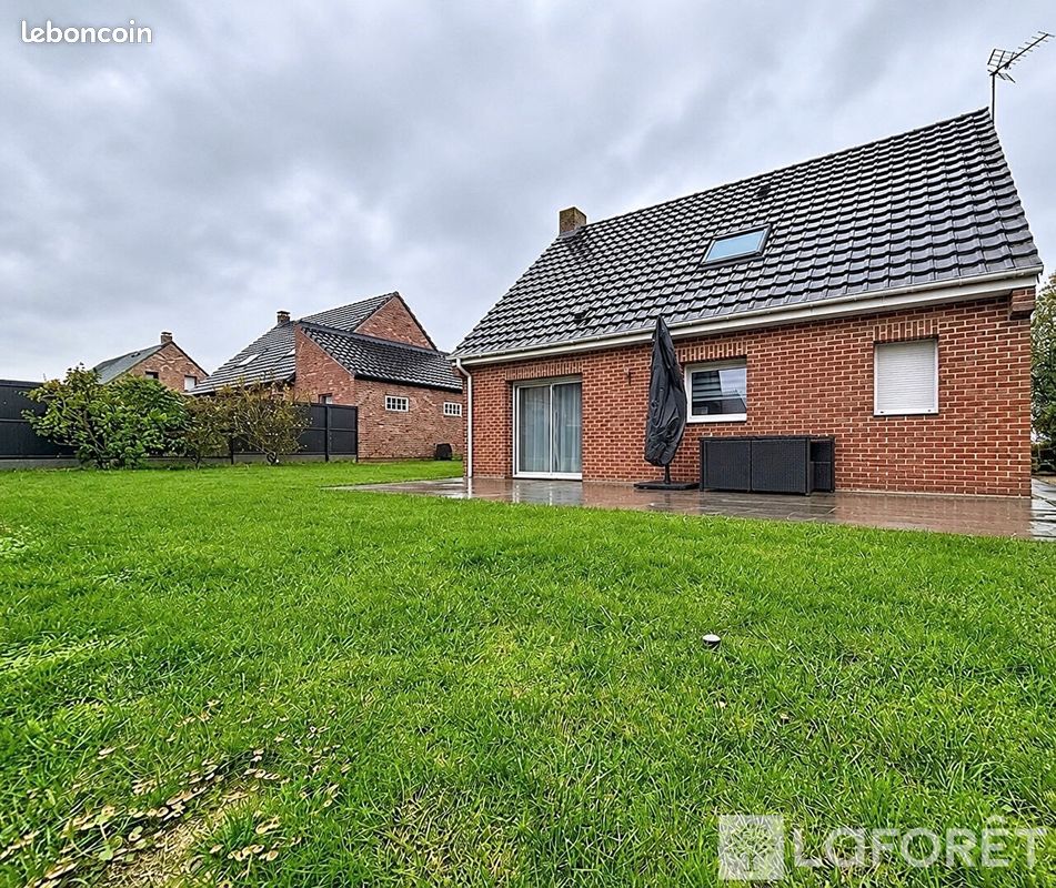 Maison 4 pièces 90 m² · à Saint-Sylvestre-Cappel · 90 m² · 292 000 €