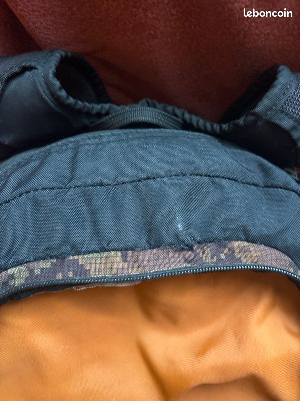 Sac à Dos D'hydratation Dakine Apex – Grand Volume – Nylon – Occasion