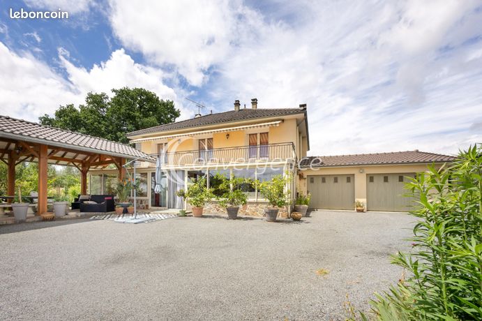 Maison 5 pièces 141 m²