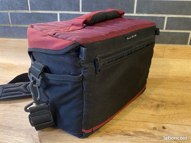 Sac photo Lowepro Nova 190 AW + housse pluie + séparateurs (image 2)