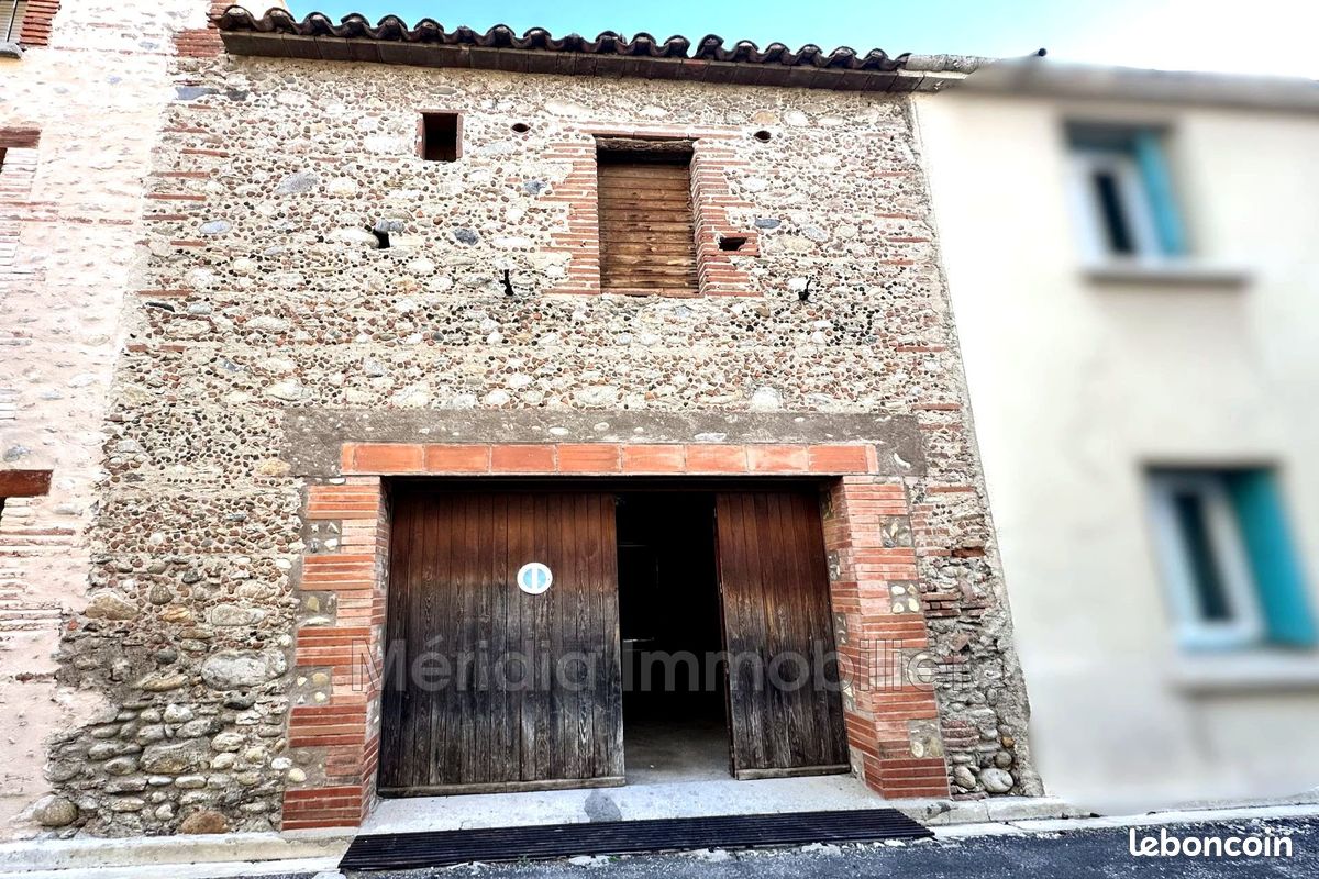 Maison 2 pièces 92 m² · à Corneilla-la-Rivière · 92 m² · 52 000 €