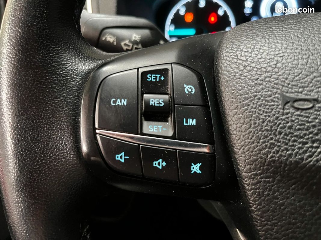 Ford transit custom cabine approfondie 320 l1h1 2.0 ecoblue 185 sport (image 22)
