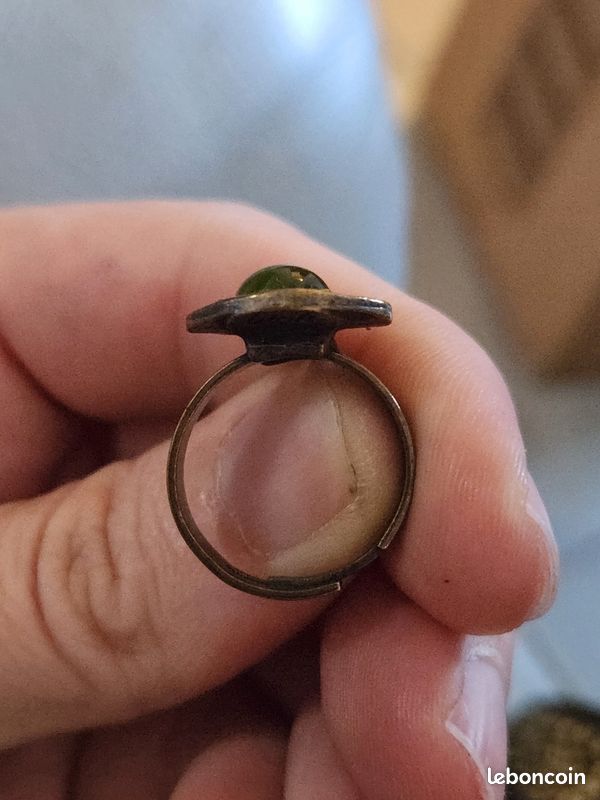 Bague multifils vert et doré - Formation Bijoux en ligne