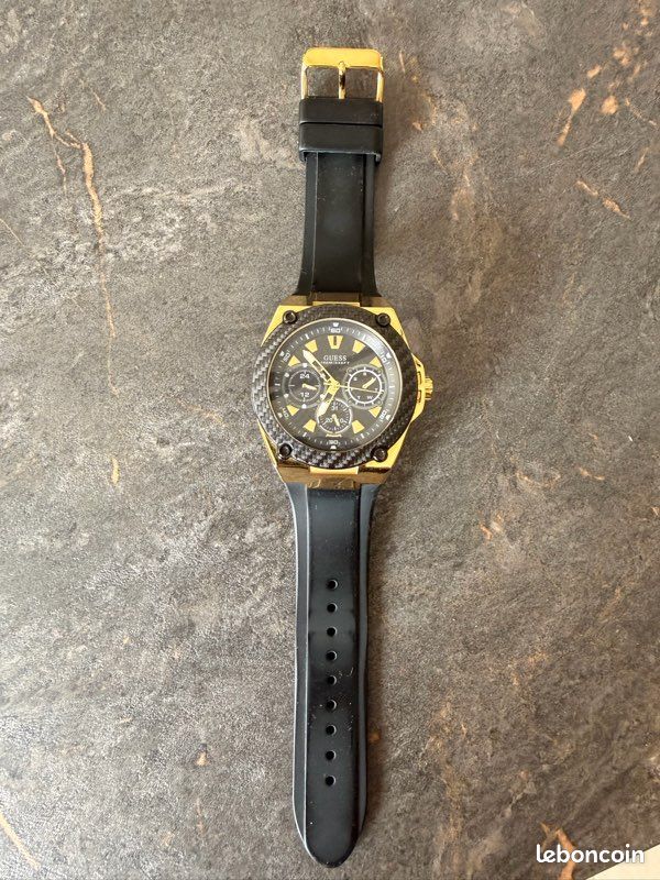 GUESS W1049G3 – Montre Homme (image 1)