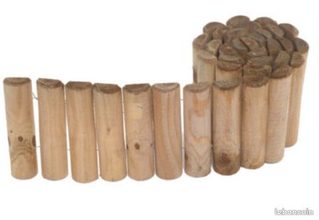 Bordure en bois (image 1)