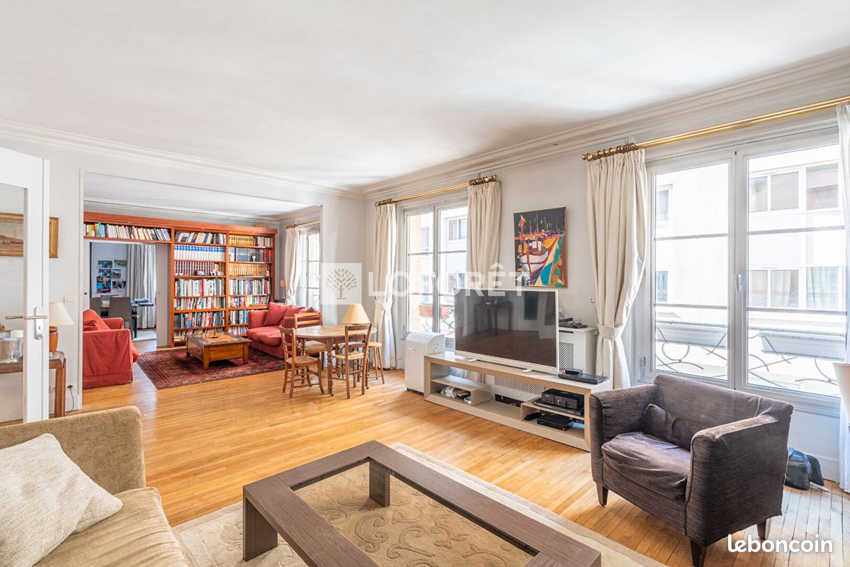 Appartement 6 pièces 159 m² · à Paris · 159 m² · 1 350 000 €