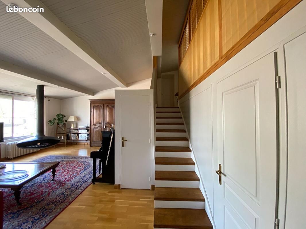 Maison 6 pièces 168 m² - Saintes 17100 (image principale 8)