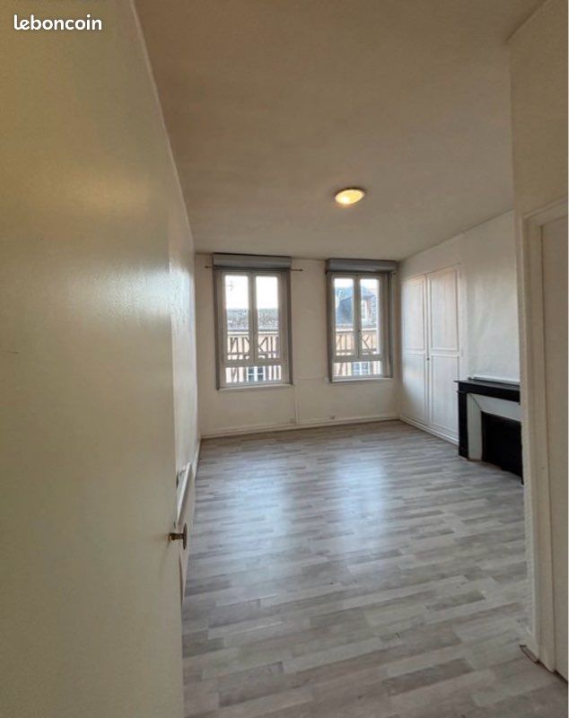 Appartement 1 pièce 27 m² · à Bernay · 27 m² · 360 €