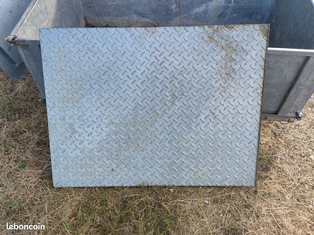 Tôle ou plaque anti-dérapante (image 1)