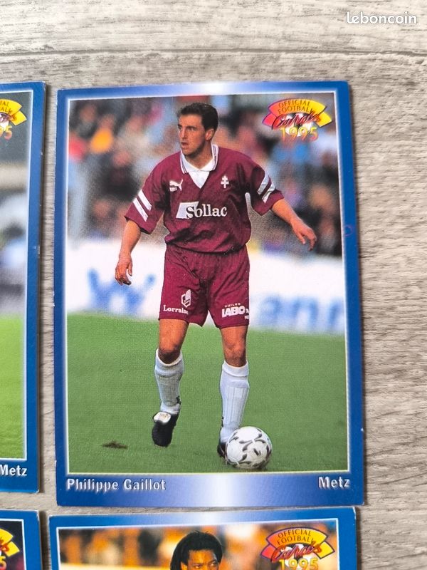 Trading Cards - carte de collection , Official FOOTBALL cards 1995 , PANINI , Lille n° 74/77/76/71 , LOT DE 4 , frais fr : 1.50