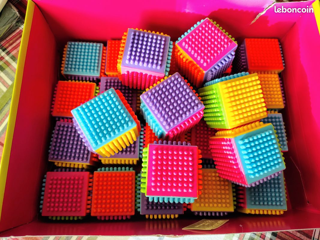 Cubes de construction type "clipo" (image 1)