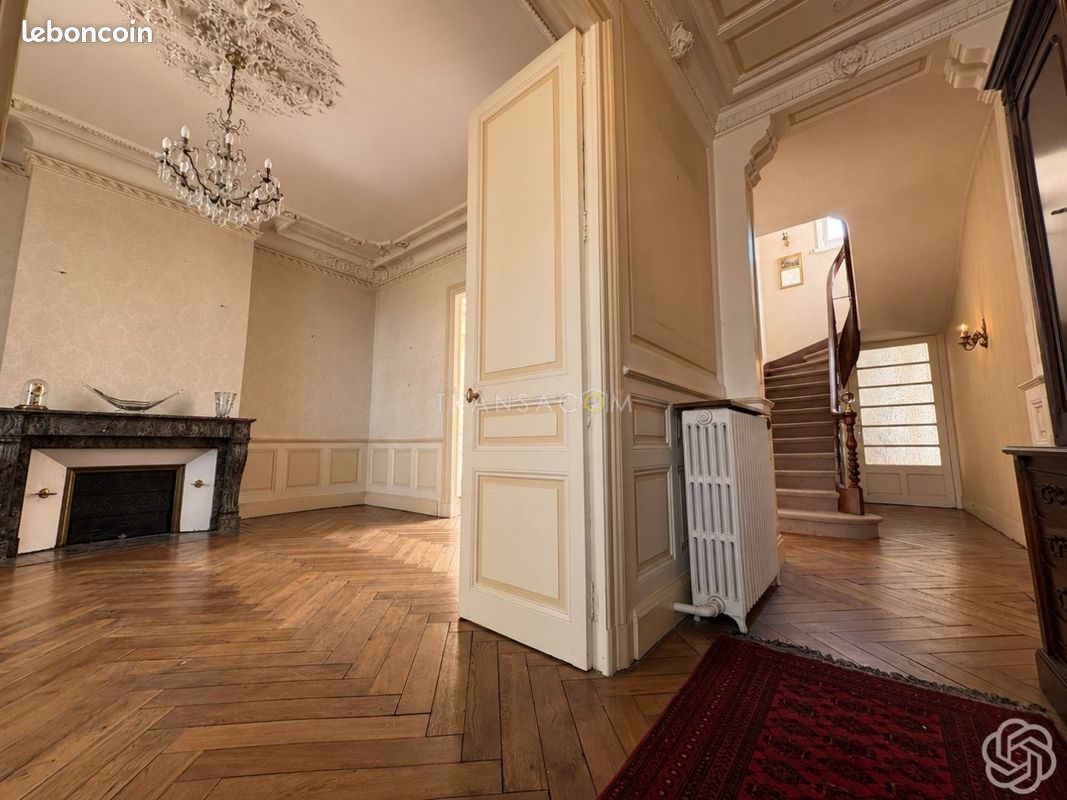 Maison 7 pièces 155 m² · à Tours · 155 m² · 529 000 €