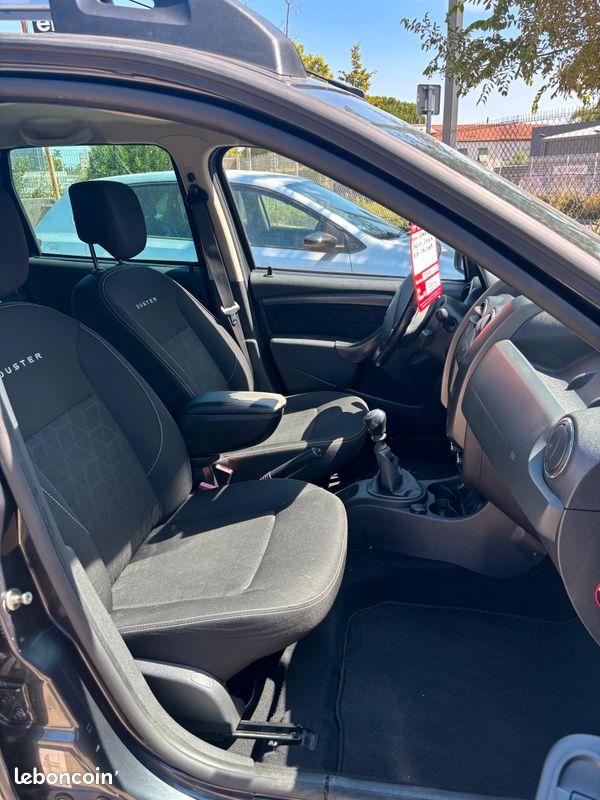 DACIA Phase 2 SUV 1.5 dCi FAP 4x4 110 cv (image 4)