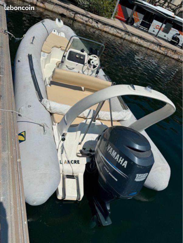 Semi rigide - Nautisme