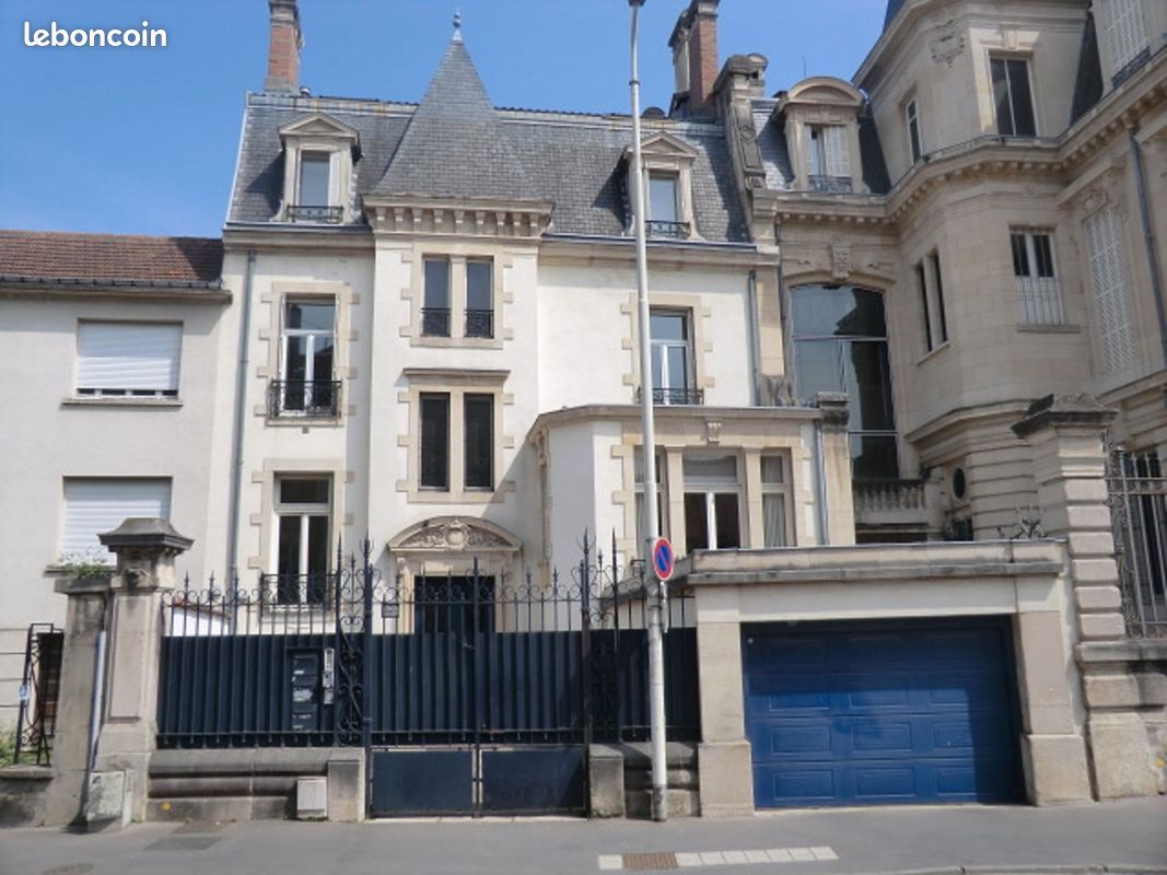 Appartement 4 pièces 136 m² · à Nancy · 136 m² · 1 049 €