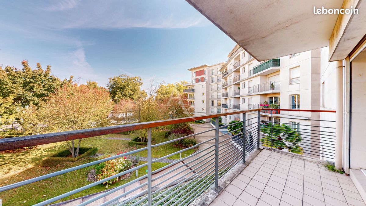 Appartement a louer le plessis-robinson - 4 pièce(s) - 92 m2 - Surfyn