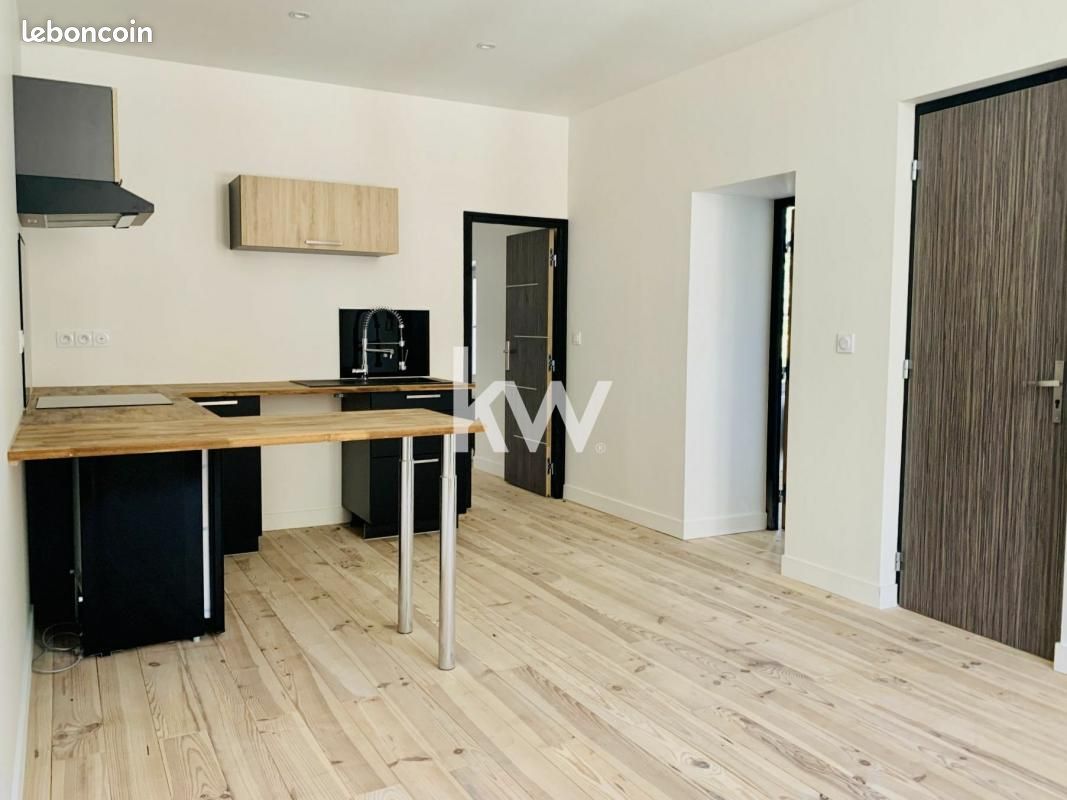 Appartement 3 pièces 42 m² - Poitiers 86000 (image principale 0)