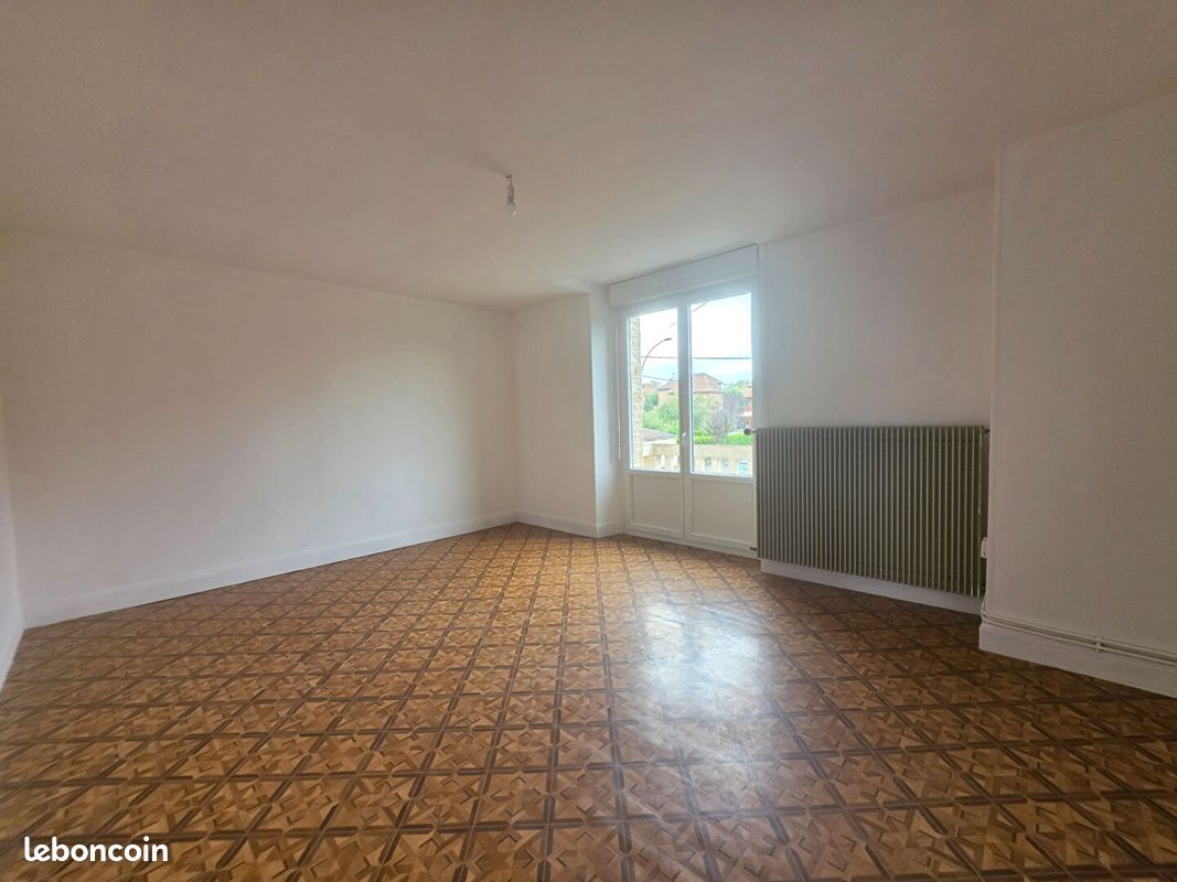 Appartement 3 pièces 69 m² · à Charleville-Mézières · 69 m² · 650 €/mois