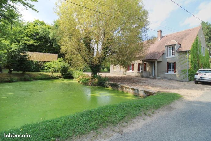 Maison a louer sainte-genevieve-des-bois - 6 pièce(s) - 226 m2 - Surfyn